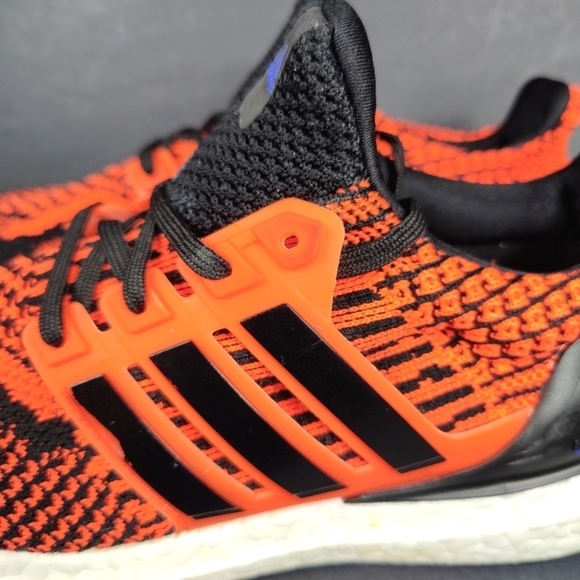 Adidas Ultra Boost 5.0 DNA Mens Running Shoes Rust Red Black White Sneakers Sz 8 - Picture 6 of 10